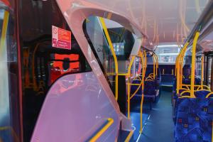 Alexander Dennis Enviro400H 2015 года 